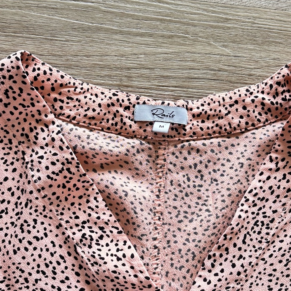 Rails Thea Rose Spotted Button Tie Waist Blouse - Picture 5 of 6